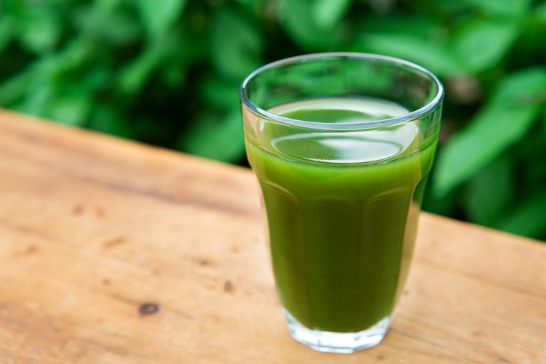 青汁王子がへずまりゅうに大激怒!一体2人の間に何が?