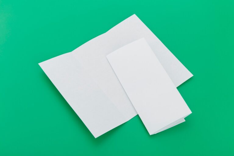 A4を簡単に三つ折りにする方法！封筒への入れ方やコツも伝授