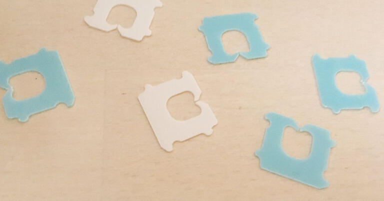 「パンの袋止めるやつ」や「パン挟むやつ」の名前は？意外な名称も！