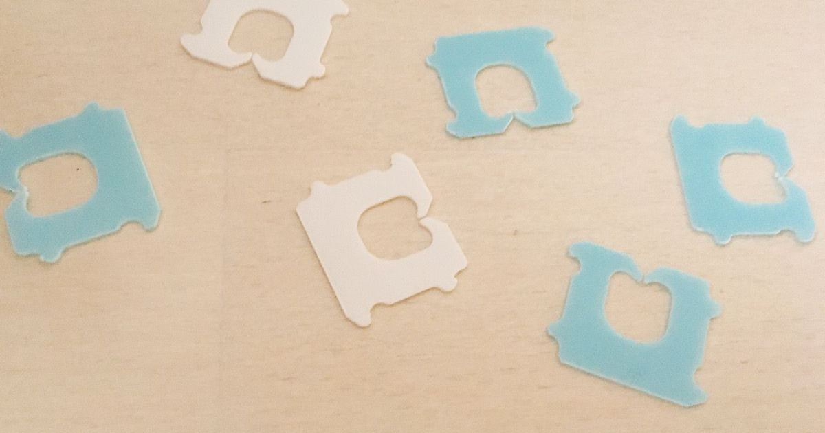 「パンの袋止めるやつ」や「パン挟むやつ」の名前は?意外な名称も!